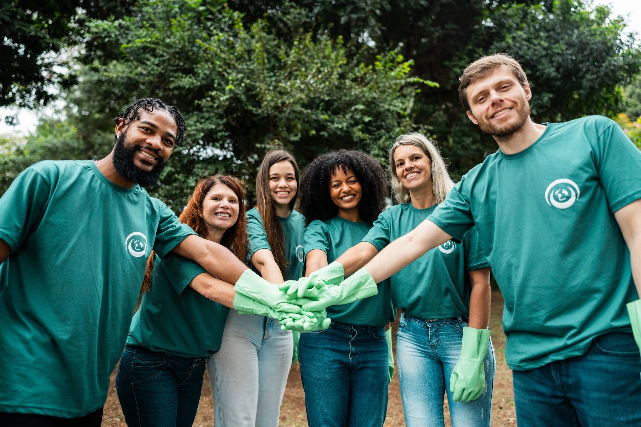 youth program teamwork volunteering